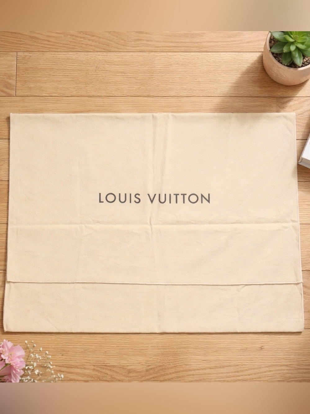 Authentic Louis Vuitton Dust Bag Envelope Flap Style  22”x15” Large (1Piece)